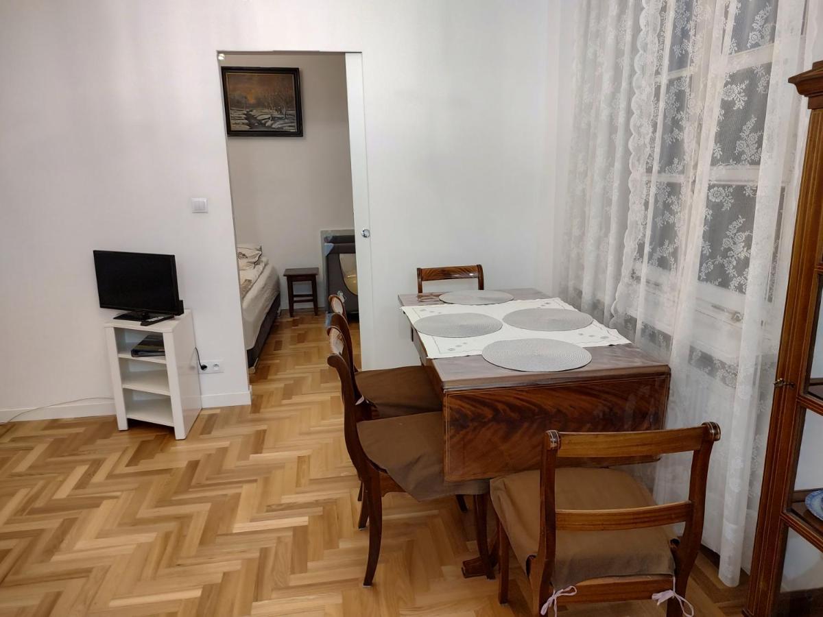 Apartament Przy Starym Miescie Appartement Warschau Buitenkant foto