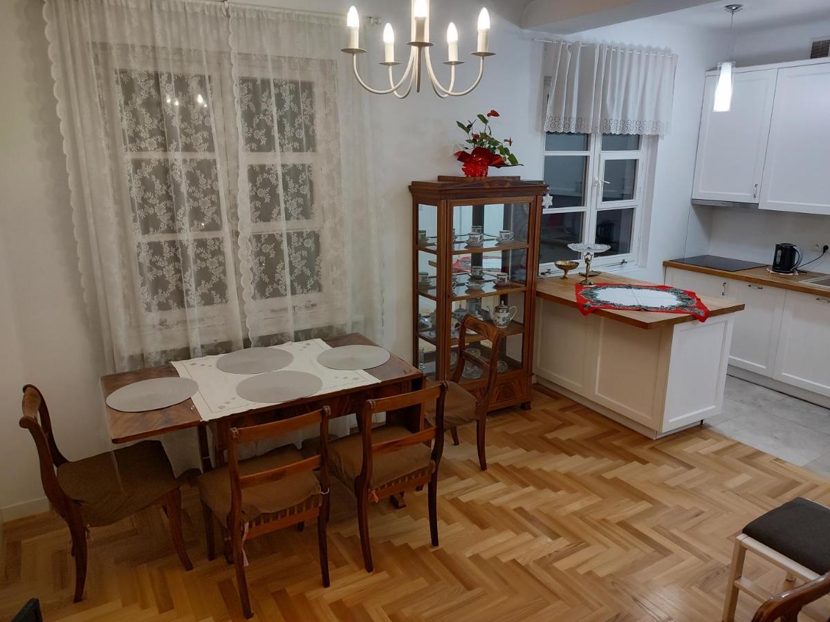 Apartament Przy Starym Miescie Appartement Warschau Buitenkant foto